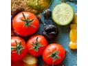 Café da manhã nutritivo com frutas e grãos